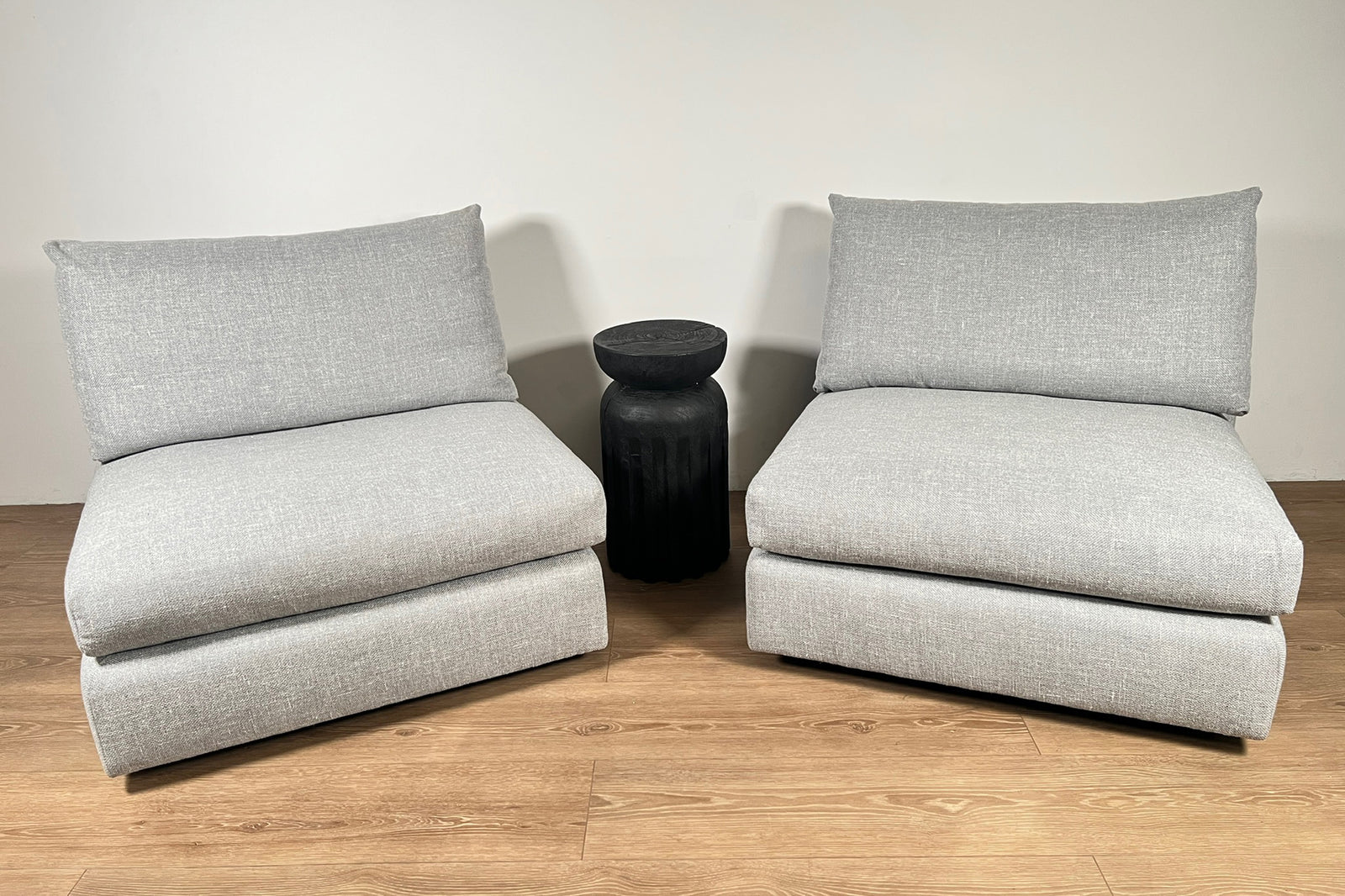 Armless Swivel Chair