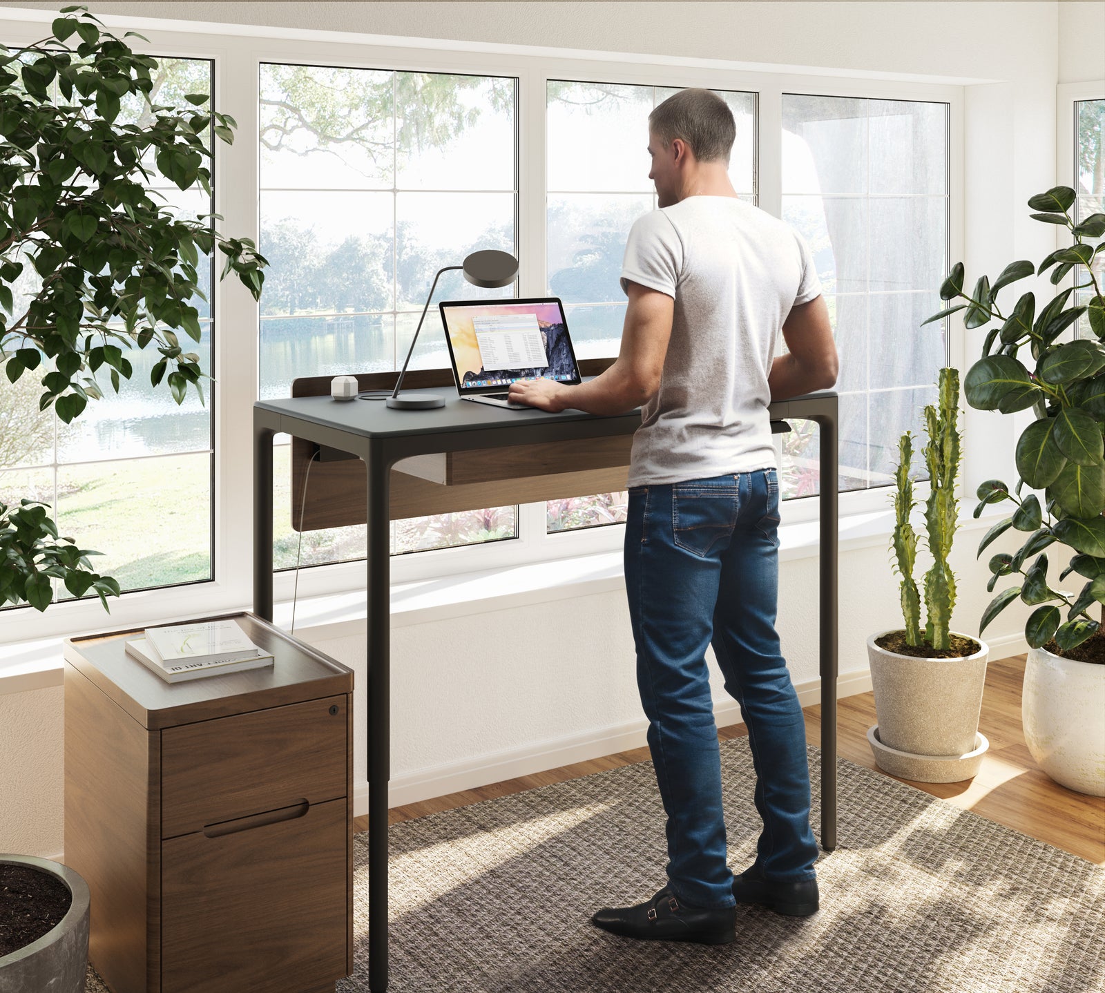 Black Luma Lift Desk 6761