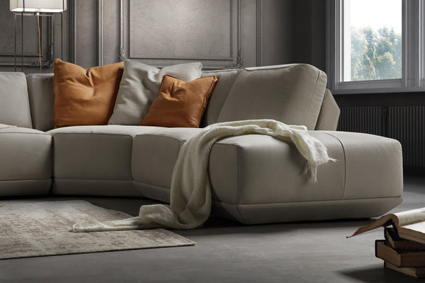 Artu' Sectional