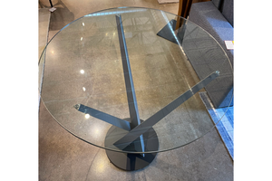 Crystal Round Table