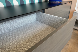 Illusion Dresser