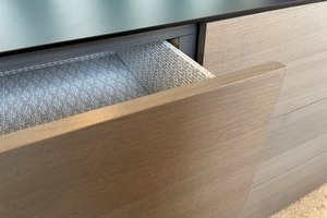 Illusion Dresser
