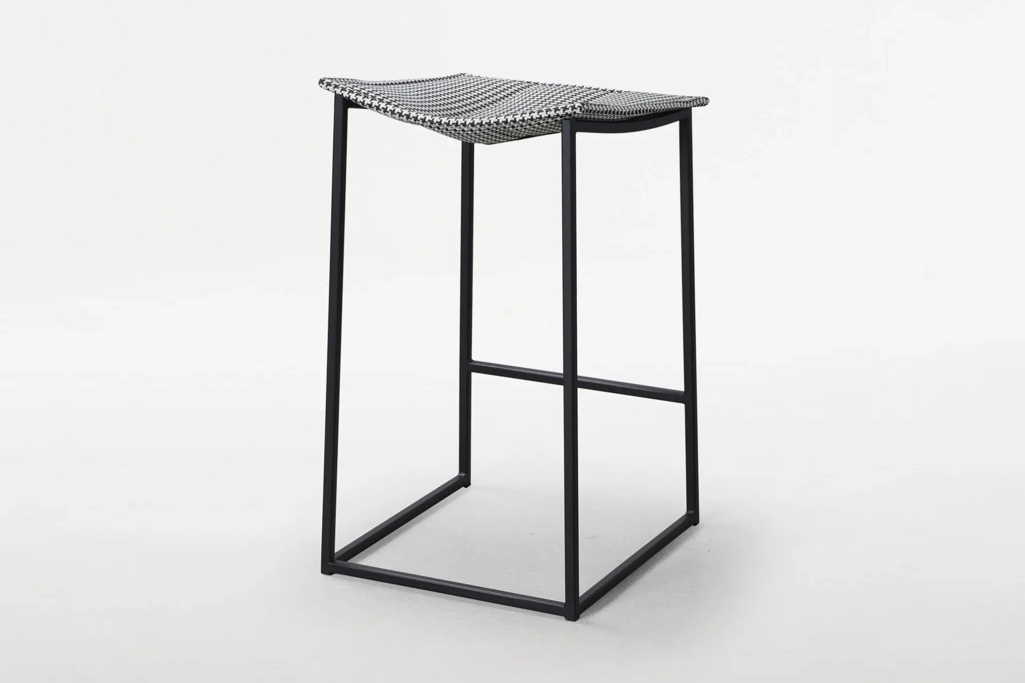 Bocca Stool