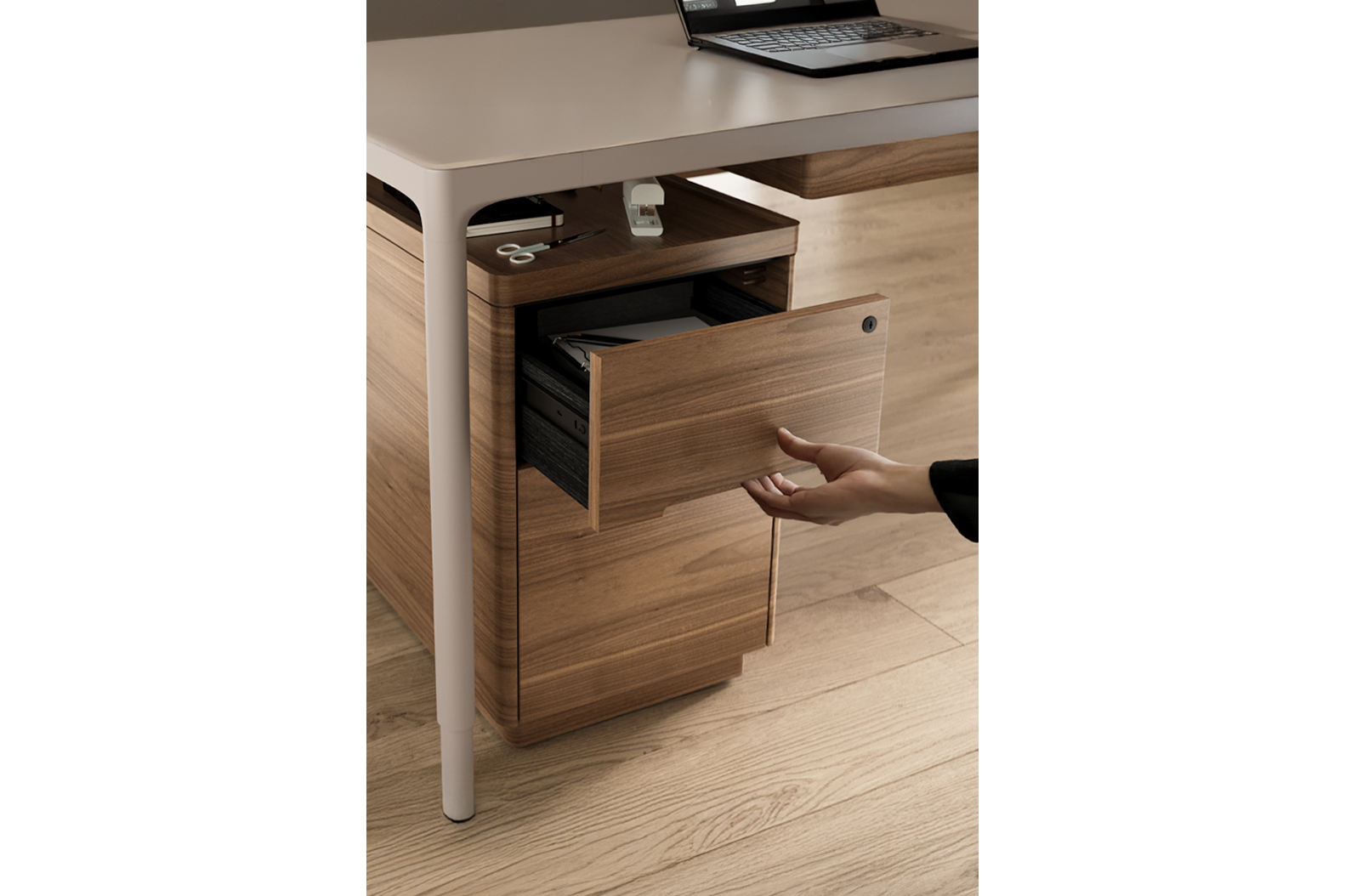 Luma 6727 Storage File Cabinet