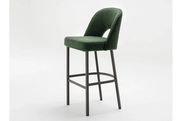 Mia Stool