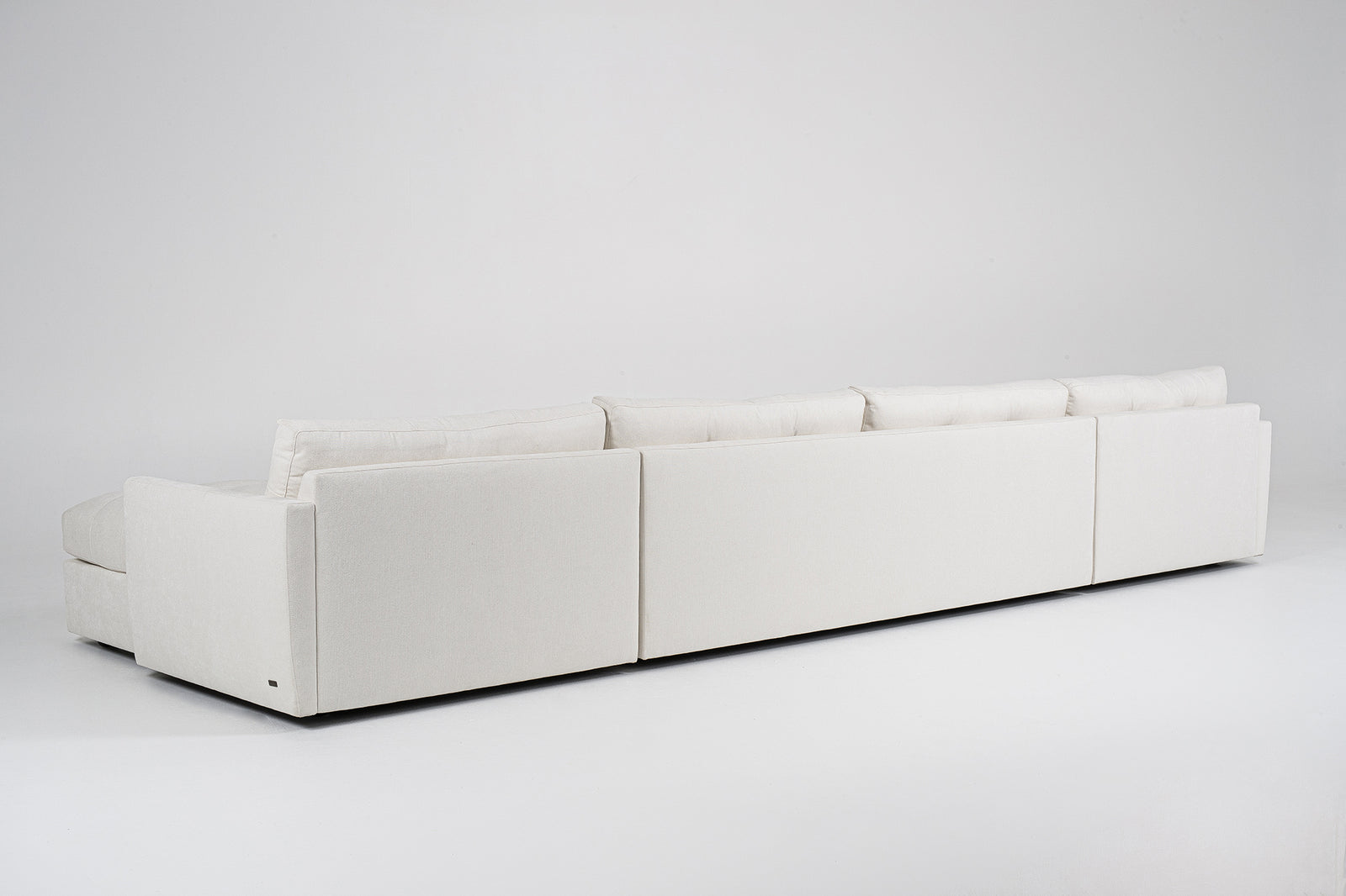 Carmet Sectional