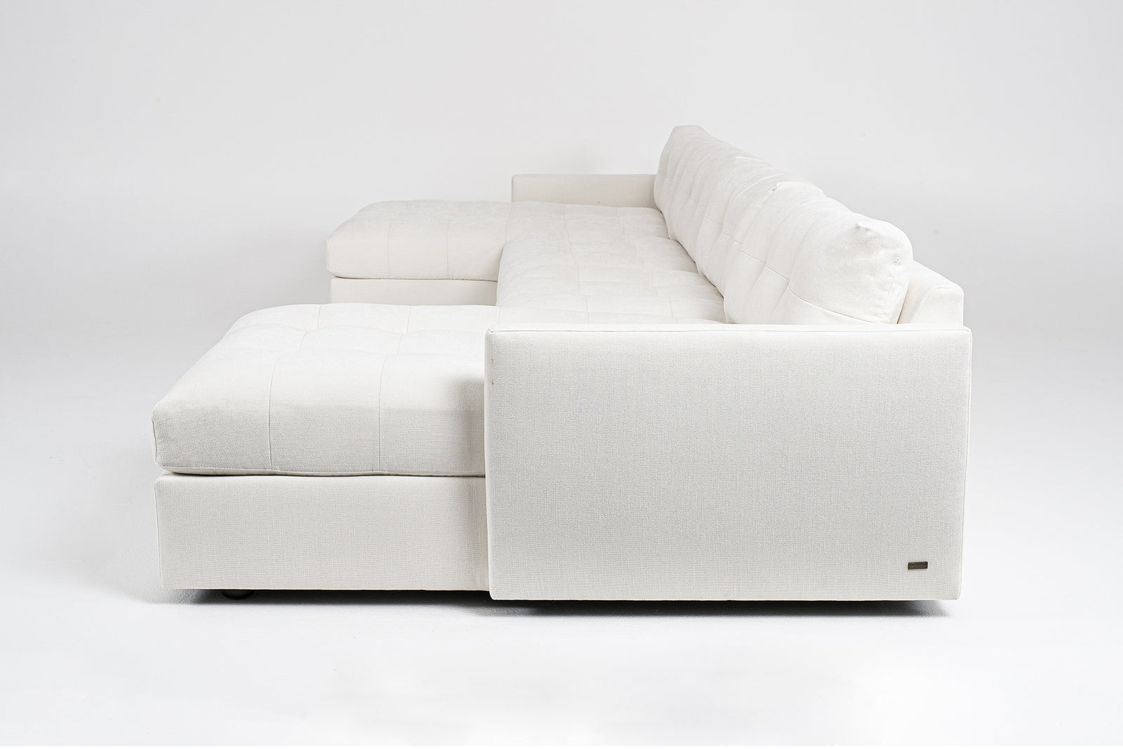 Carmet Sectional