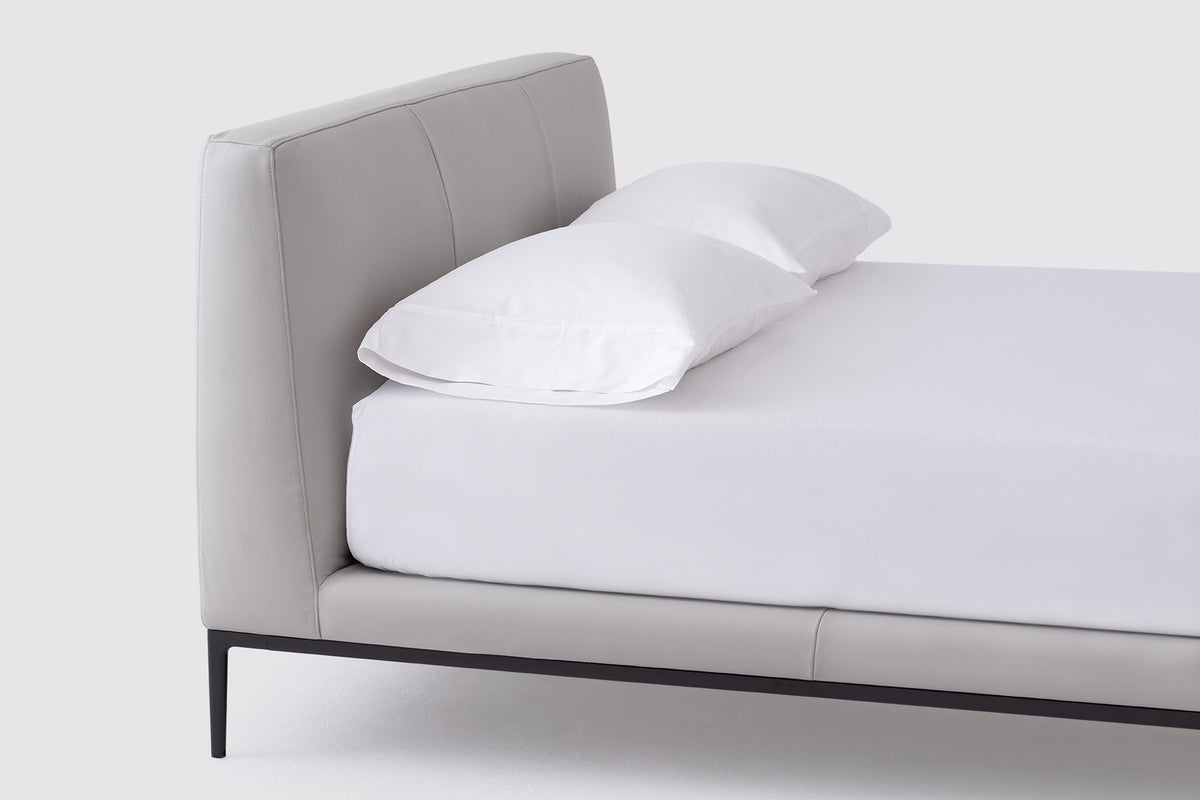 Oma Bed