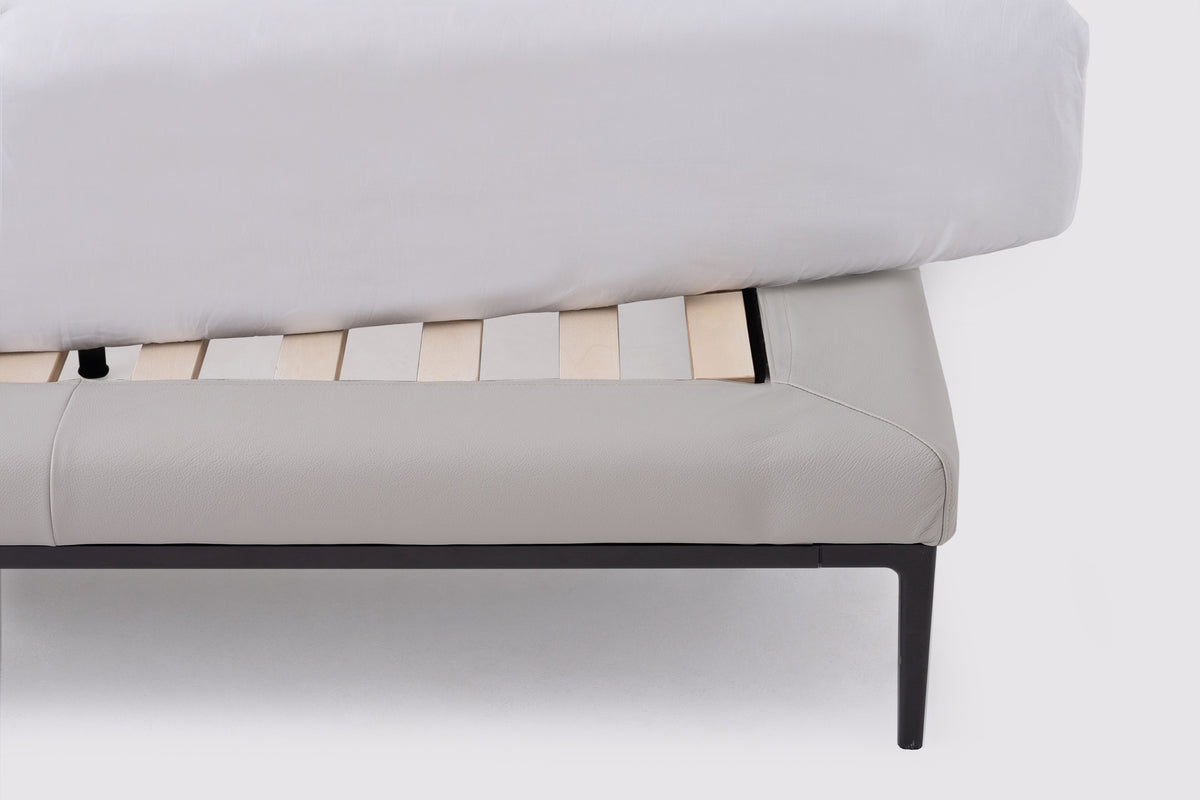 Oma Bed