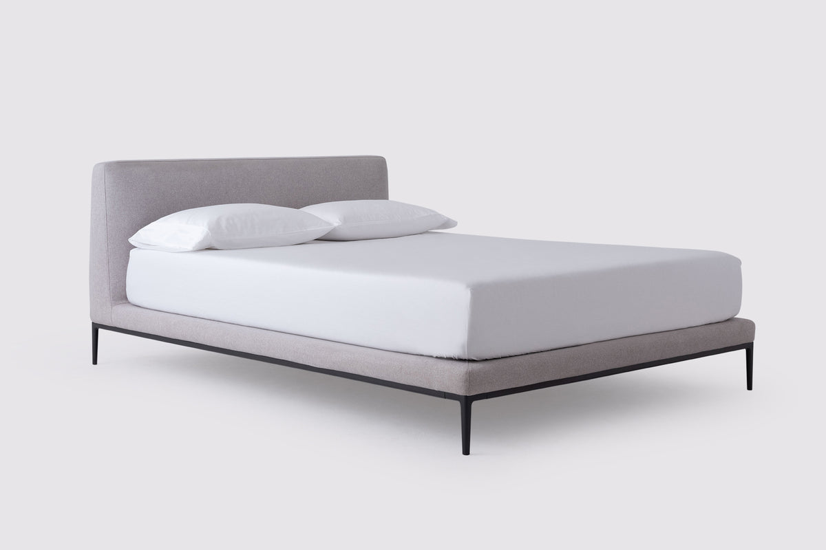 Oma Bed