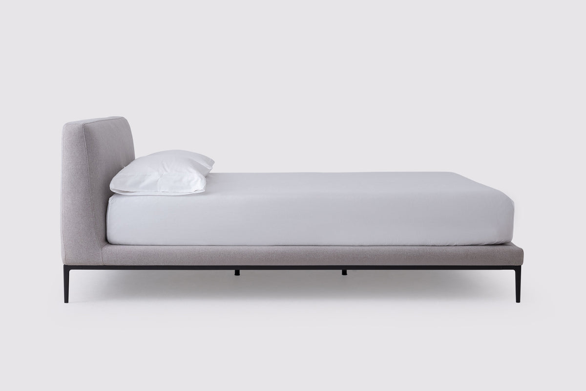 Oma Bed