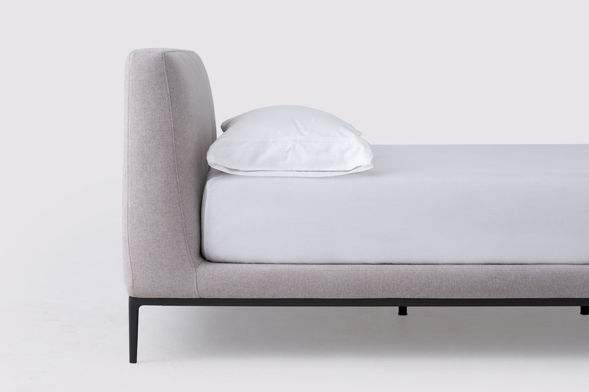 Oma Bed