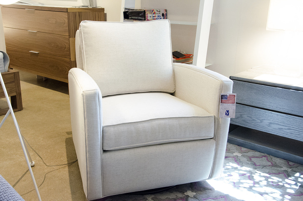 Lincoln Swivel Glider