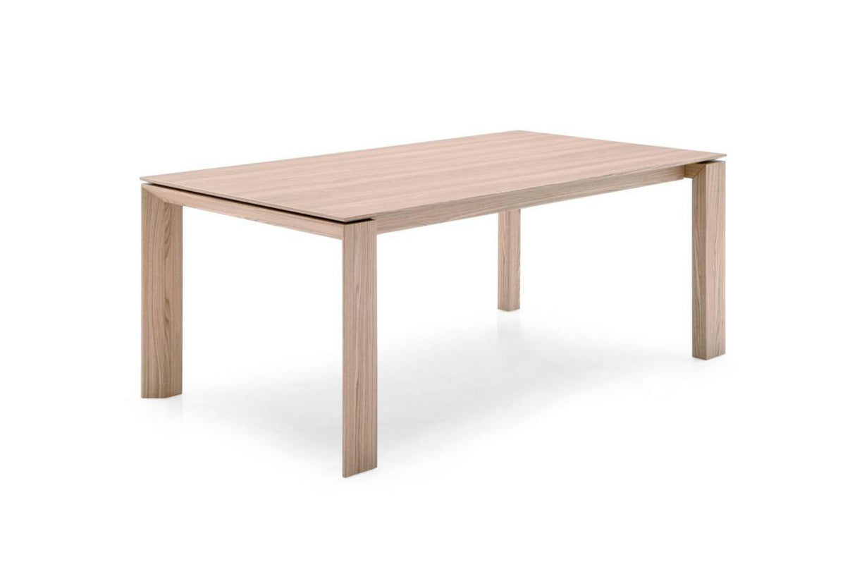 Omnia Table