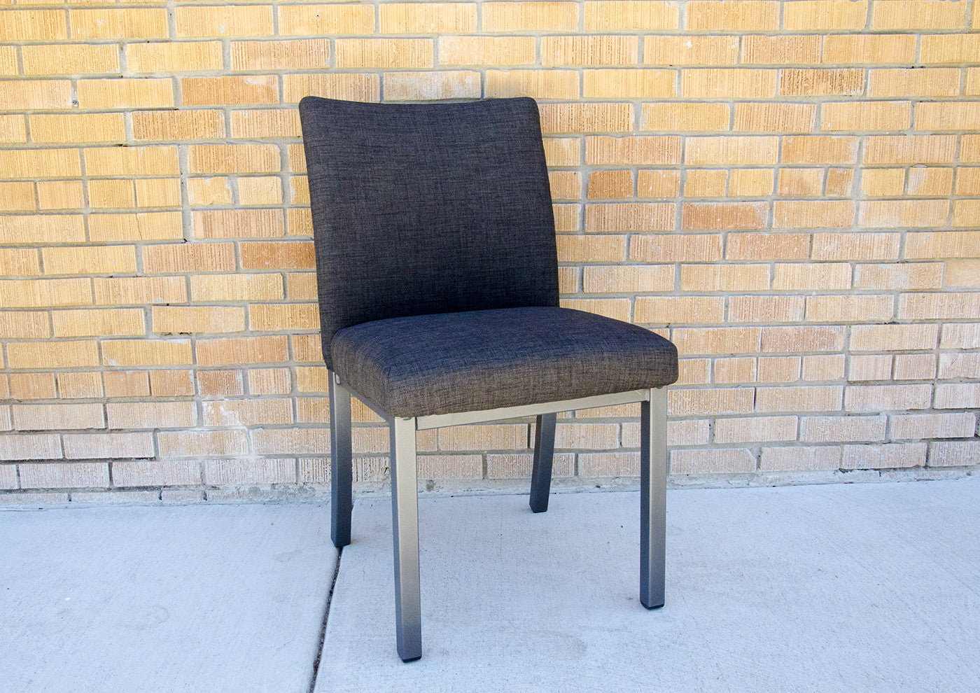 Biscaro Chair