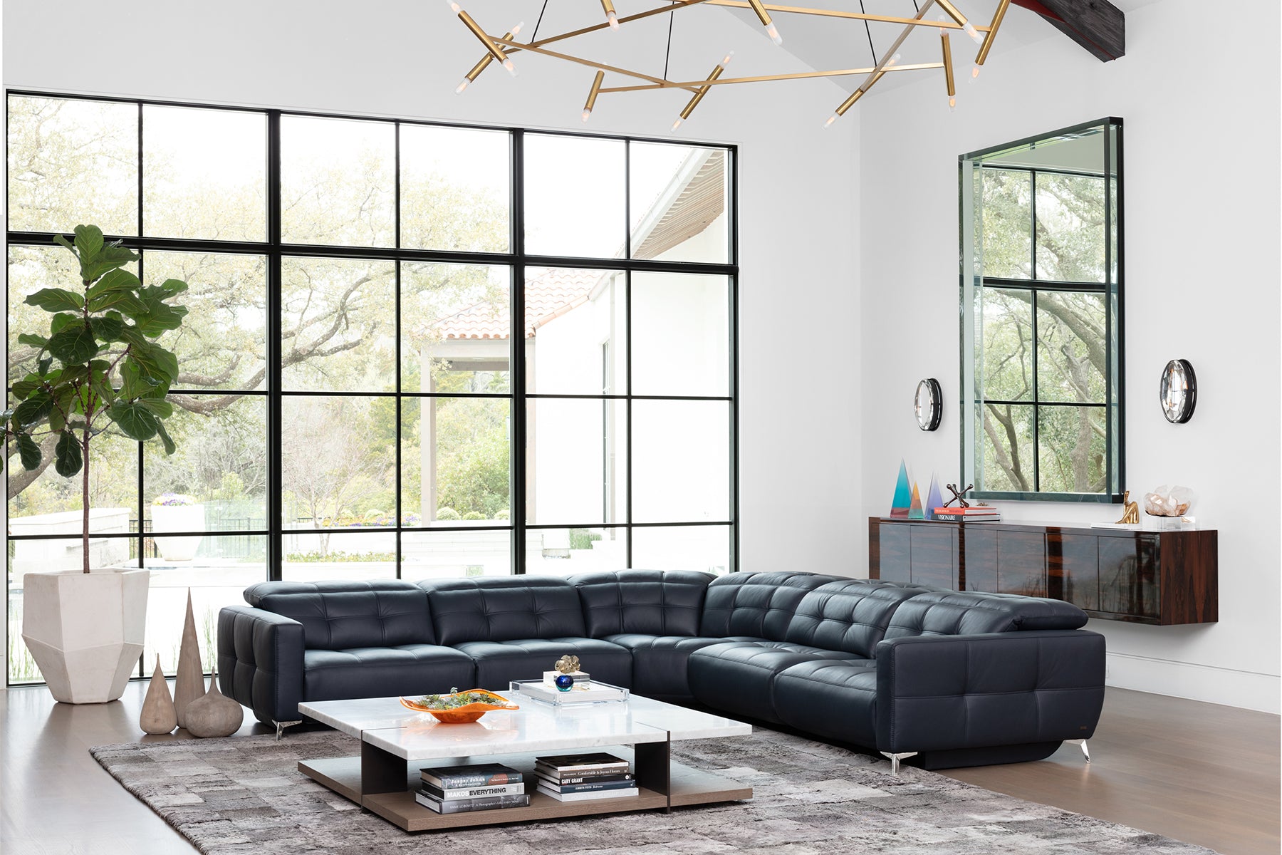 Verona Motion Sectional