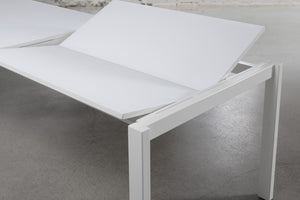 Infinite Extendable Dining Table