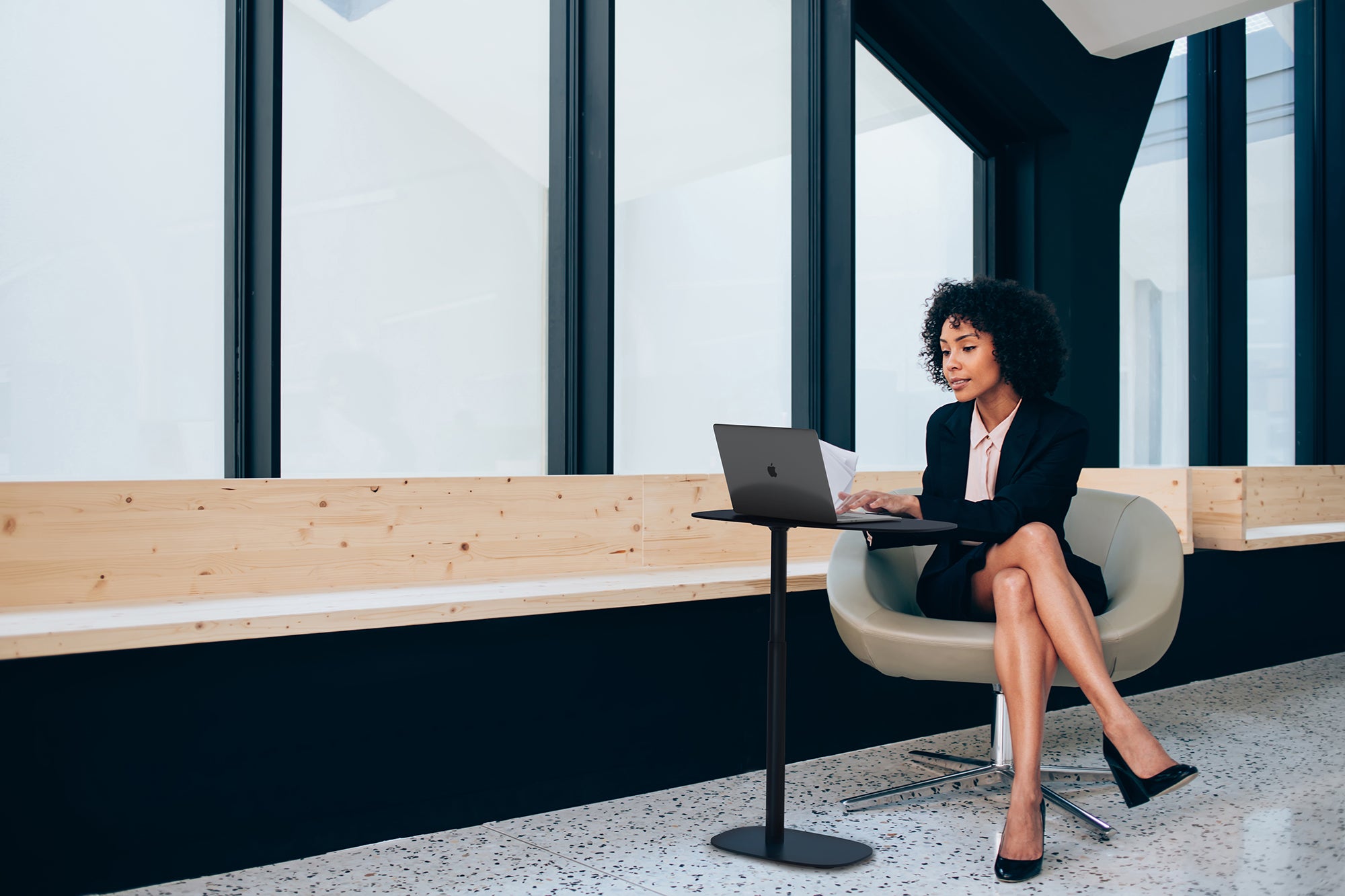 Serif Lift Laptop Table